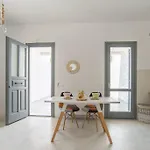 מלון Lagadi 3*