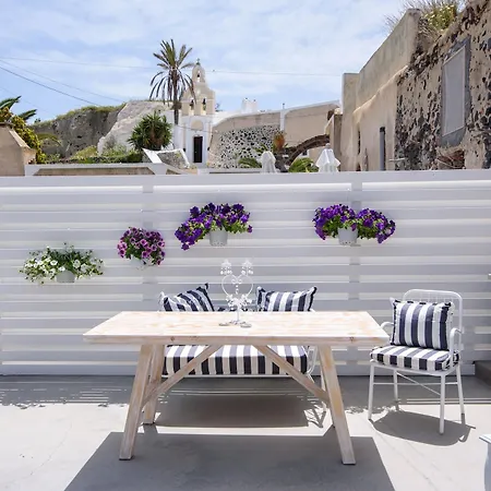 Lagadi 3* Messaria (Santorini)