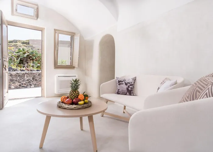 Hotel Lagadi Messaria (Santorini)