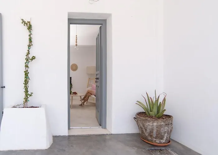 Lagadi 3* Messaria (Santorini)